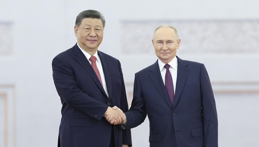 习近平同俄罗斯总统普京会谈